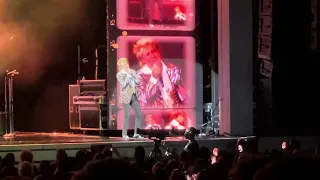 Rod Stewart - You Wear It Well (Gilford NH 8/28/23)