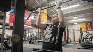 Progressing from Lat Pulldown to Chin Ups with Robert Santana