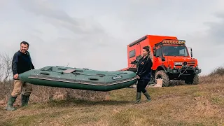 WE WENT FISHING IN A LAKE WITH AN INFLATABLE BOAT