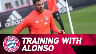 Training with Xabi Alonso | FC Bayern