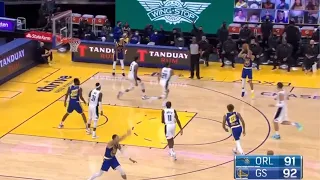 Juan Toscano Anderson WIDE Open But Passes Because Stephen Curry is Open