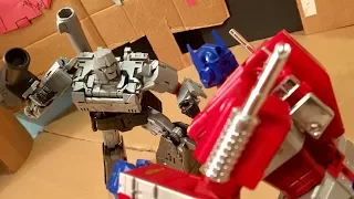 Optimus Prime vs. Megatron stop-motion