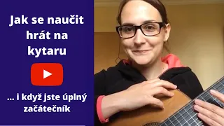 Jak se naučit hrát na kytaru? Kytarové doprovody pro úplné začátečníky v minikurzu.