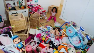 TODOS OS BRINQUEDOS DA LARA NO CHAO DO QUARTO DE BRINQUEDOS: RÊ KONDO| RÊ ANDRADE Daily Vlog Familia