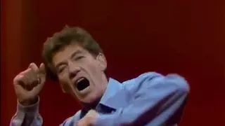 Acting Shakespeare - Ian McKellen