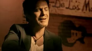 Alejandro Sanz - A la primera persona (videoclip oficial)