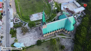 Découvrez la Basilique Sainte-Anne du Congo Brazzaville, vue du ciel, et son histoire.