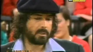 Pippo Baudo intervista Tomas Milian - Domenica In 1984