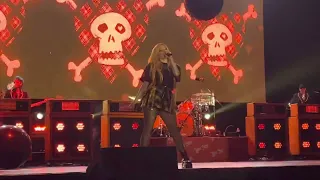 Avril Lavigne Lima, Perú 2022 - GIRLFRIEND