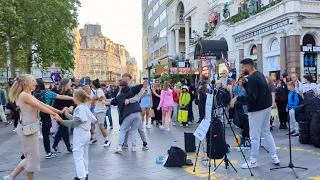 BEAUTIFUL MOMENTS Crowd Starts DANCING | Ed Sheeran - Perfect (Luke Silva Cover)