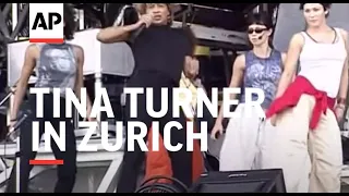 Tina Turner prepares to perform in Zurich on her last tour