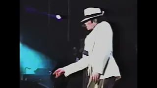 Smooth Criminal but it's Tokyo 1996