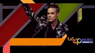 Robbie Williams "piropea" Los 40 Music Awards