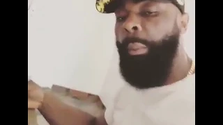 KAARIS SIGNE LE CONTRAT DE L'OCTOGONE CONTRE BOOBA