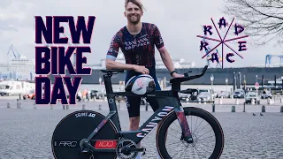 NEW BIKE DAY * CANYON Speedmax CF SLX * Unboxing for Ruben Best