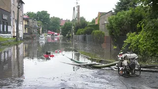 Zalania i wykolejony pociąg to skutki ulew 16.07.2021