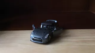 1/36 Welly Nissan GTR Unboxing