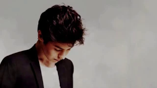 Kristian Kostov - Beautiful Mess (Offical Instrumental)