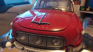 Tatra 603 v měřítku 1:8 od DeAgostini (kompletní premium model - 130 ze 130 dílů) - CZ recenze