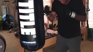 61 year old Sugar Ray Leonard working the bag!