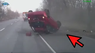 Bad Drivers & Idiots in Cars - Car Crashes Compilation 51