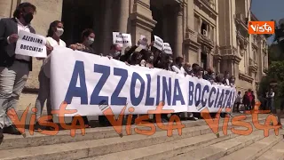 Proteste contro le linee guida sulla scuola, la Lega: “Azzolina Bocciata”