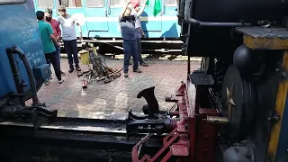 Steam engine connecting to bogie