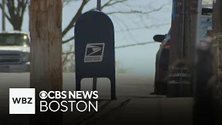 Thief attempts to rob three mail carriers targeted in Dorchester, Everett for master keys