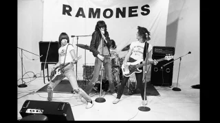 The Ramones - 53rd & 3rd [DEMO 1975-10-15 ]