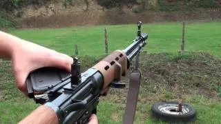 FG42 (Fallschirmjägergewehr) Shooting - G's HD Gun Show