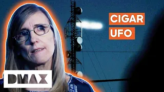 Experts Investigate One of History's Largest UFO Mass Sightings | The Unexplained Files