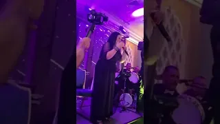 نايضة مع نجاة عتابو 🔥💃🏻محيحة 🥳في عرس لعائلة ثرية 😎بمدينة فاس❤️🥳