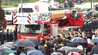 Indrukwekkend eerbetoon aan omgekomen Belgische brandweermannen - RTL NIEUWS