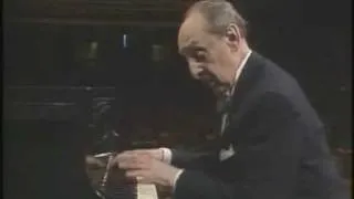 Horowitz plays Schubert Valse