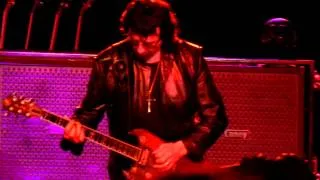 Black Sabbath - N.I.B. (part) - live @ O2 Academy, Birmingham - 19th May 2012