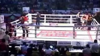 Gina Carano vs  Sor Boorphajarn   MuayThai