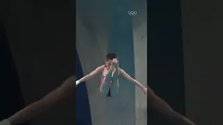 A PERFECT scored dive! 🔥