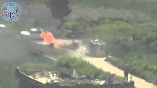 حماة سهل الغاب تدمير سيارة محملة بالذخيرة لقوات الأسد بصاروخ تاو 22 4 2015