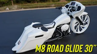 M8 HARLEY 30” ROAD GLIDE CUSTOM BAGGER