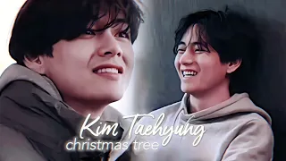 taehyung; christmas tree