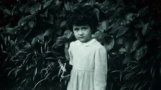 8-year-old Martha Argerich plays Beethoven Piano Concerto No. 1 in C major, Op.15(1949)