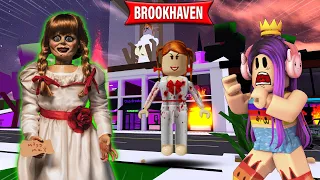 ANNABELLE A BONECA MALVADA INVADIU BROOKHAVEN 😱 (Histórinha Roblox)