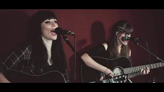 System Of A Down cover – Toxicity (Anett&Eszti Acoustic)