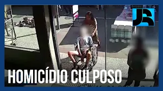 Mulher que levou tio morto ao banco passa a ser investigada por homicídio culposo