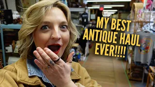 my best shopping haul yet! | Visiting Canada's largest Antique Mall