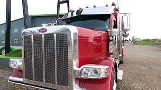 We added some chrome to a new Peterbilt 589!