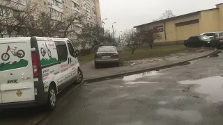 Киев , Оболонь, Приречная 27 - человеческая грязь