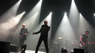 Peter Murphy Feat. David J. - Telegram Sam / Ziggy Stardust (Hangar, Beograd, 09.11.2018.)