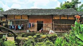 Couple finds abandoned house in the mountains, cleans it and renovates it