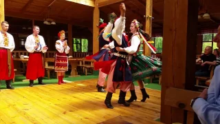 Tanz der polnischen Studenten im Marenga